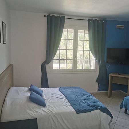 Appartement 5 , Disneyland - Parking Gratuit - Maison Des Platanes Meaux Bagian luar foto